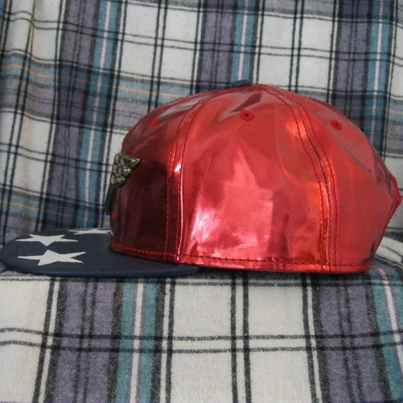 DC Comics shiny red, gold emblem Wonder Women cap. One size fits most. - Picture 4 of 10